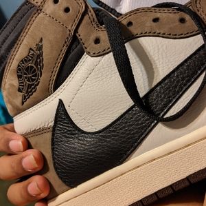 travis scott jordan 1 size 12